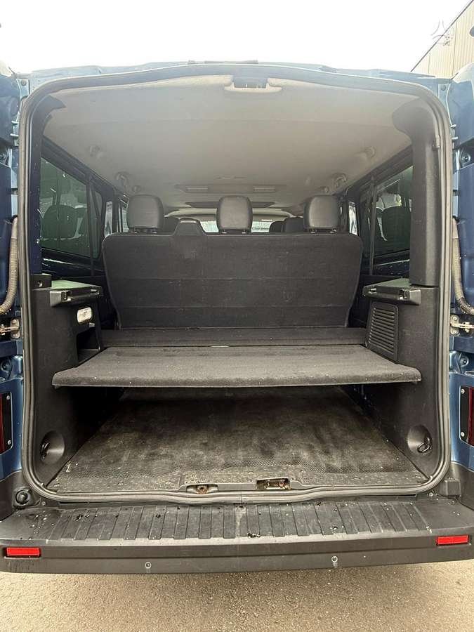 Renault Trafic - 2