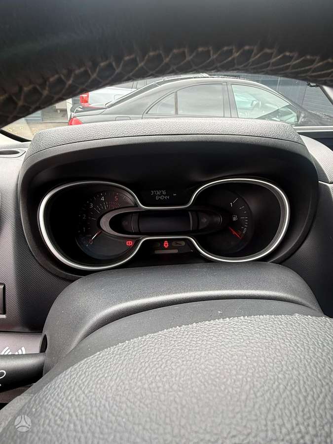 Renault Trafic - 11