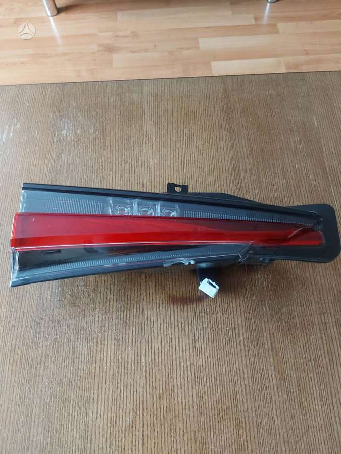 Lexus NX 300h body parts