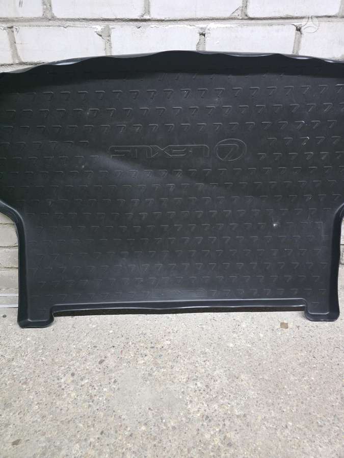 Lexus NX 300h body parts