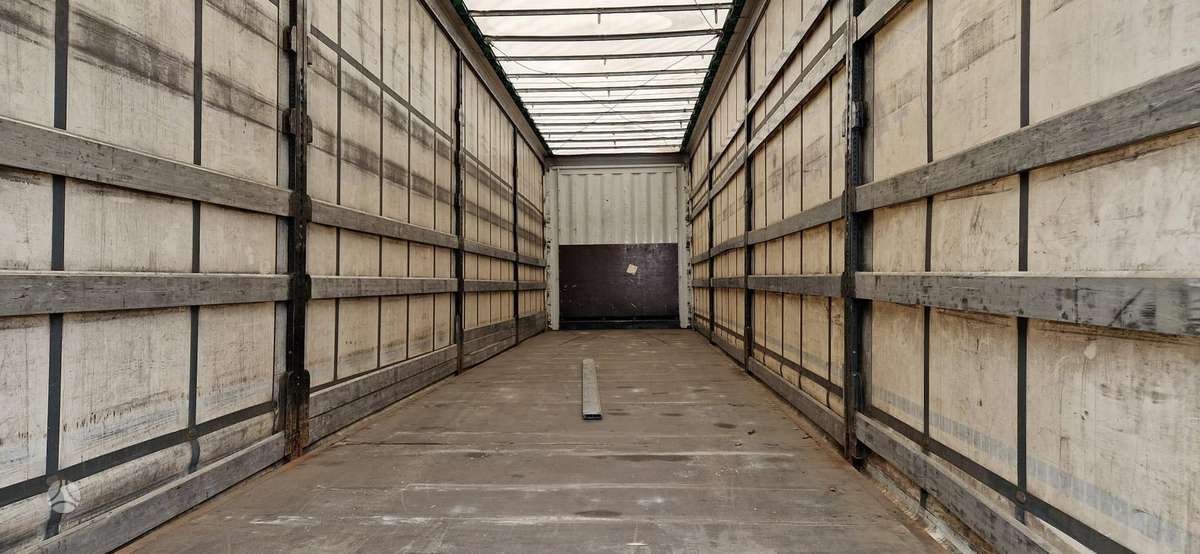 Krone Mega, curtain / tarpaulin