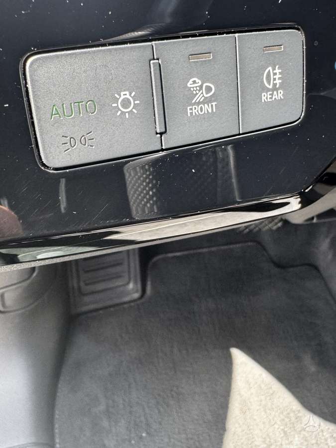 Audi e-tron, 95 kWh, off-road / crossover