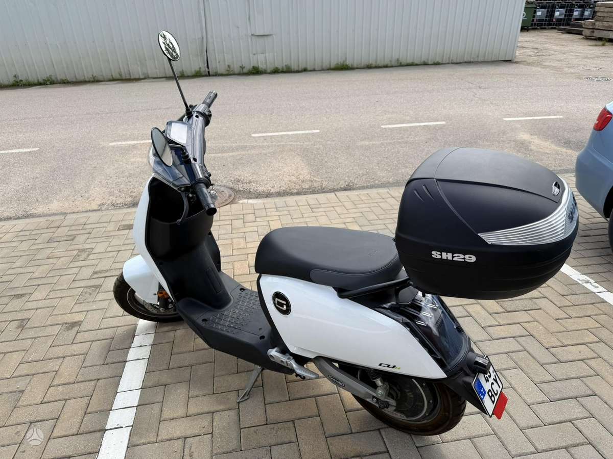 Super Soco/Vmoto CUx, scooters / mopeds