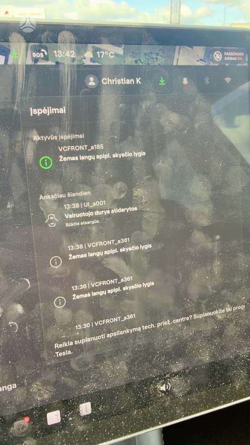 Tesla Model Y, 83 kWh, hatchback
