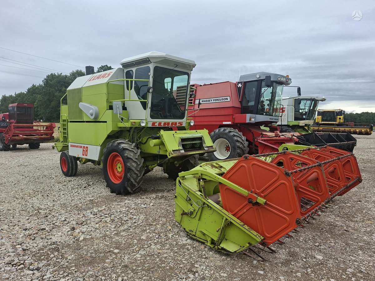 Claas Dominator 68, kombaini