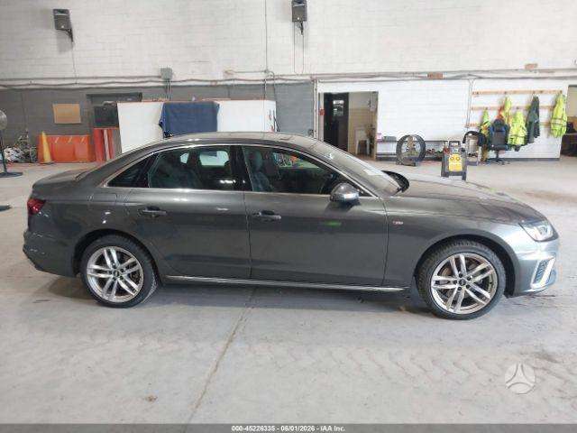 Audi A4, 2.0 l., Седан