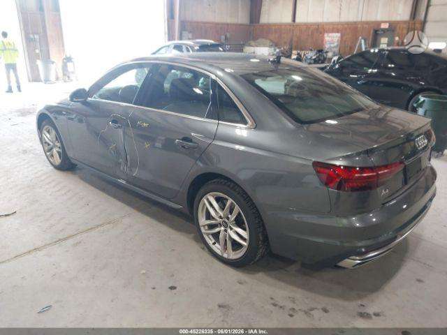 Audi A4, 2.0 l., Седан