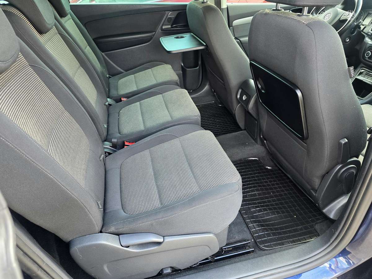 Volkswagen Sharan - 10