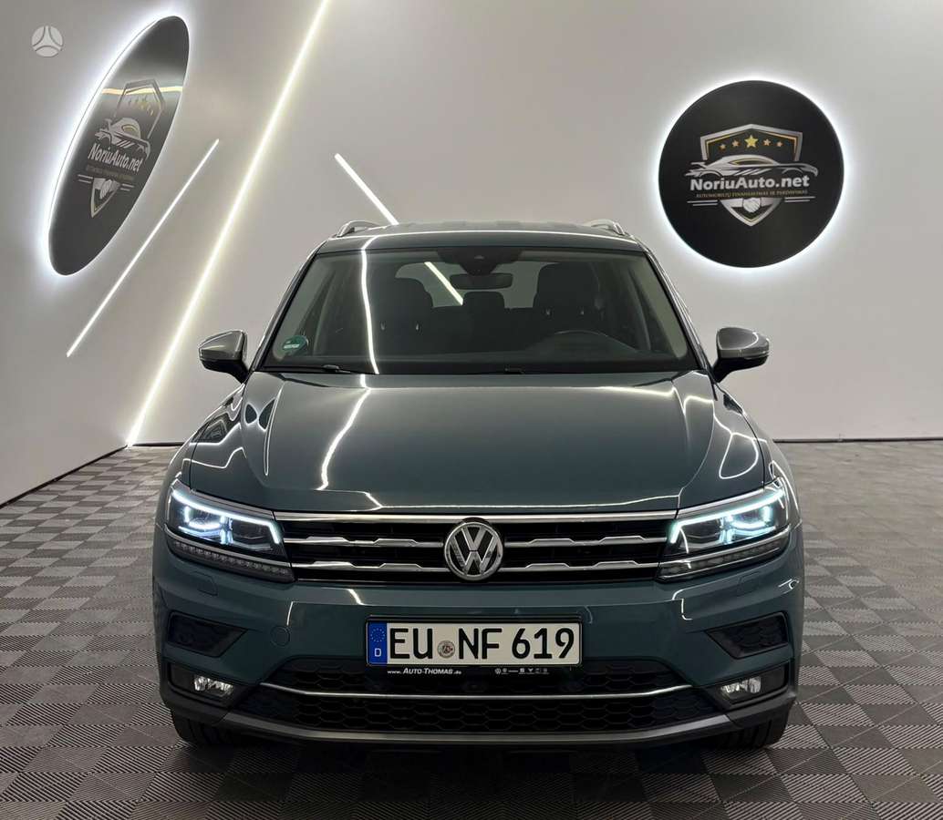 Volkswagen Tiguan - 11