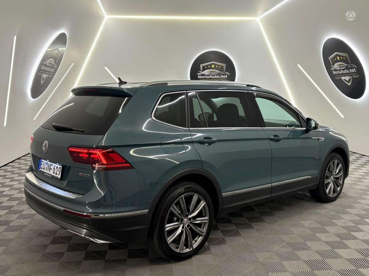 Volkswagen Tiguan - 12
