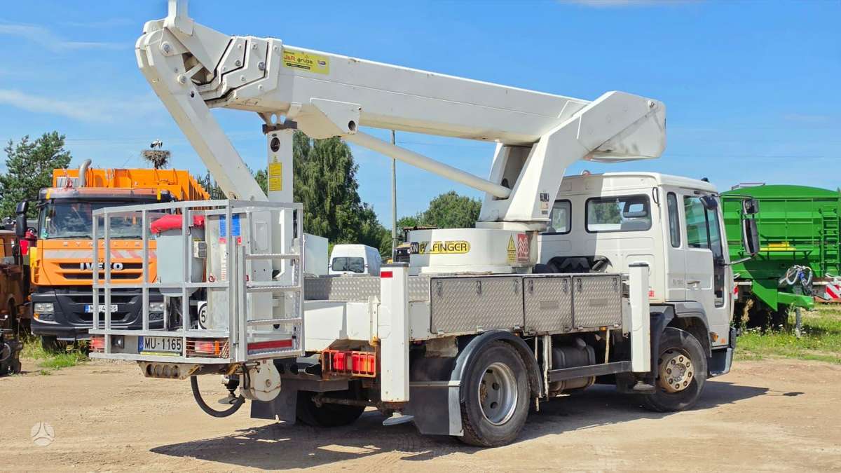 Volvo FL180, crane trucks