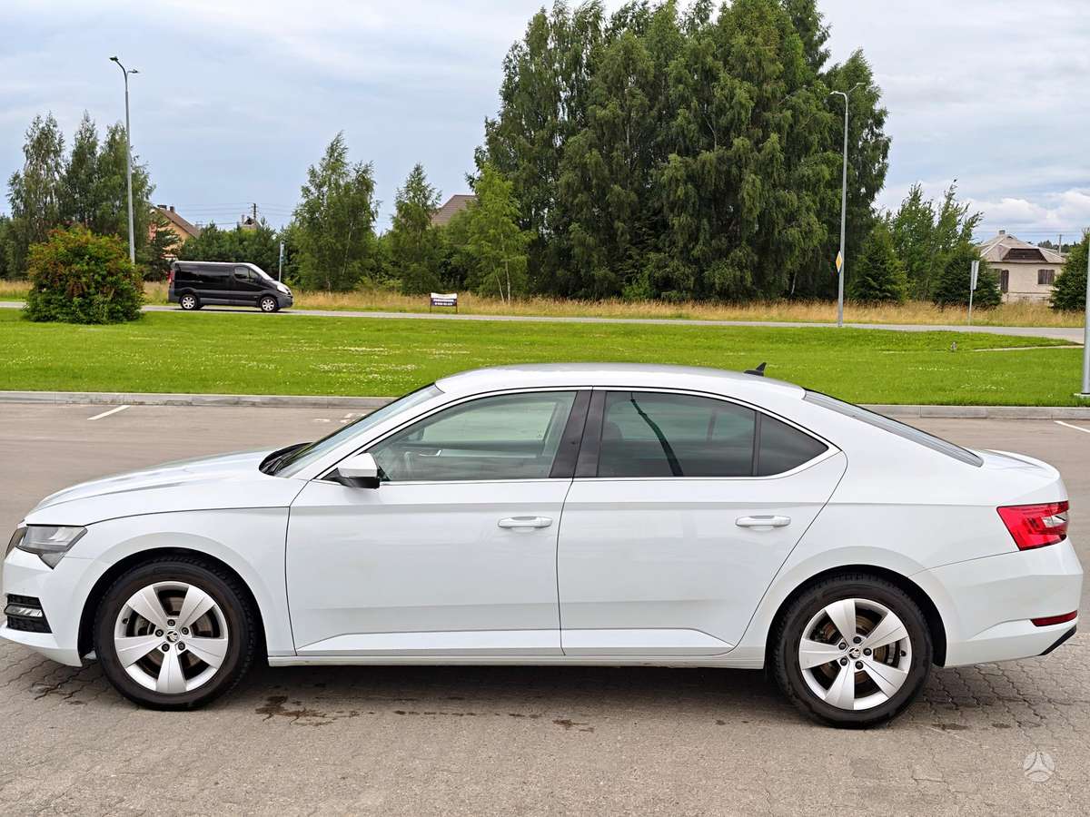 Skoda Superb, 2.0 l., Хэтчбек