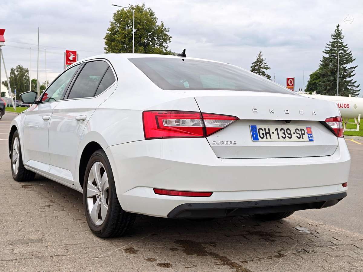Skoda Superb, 2.0 l., Хэтчбек