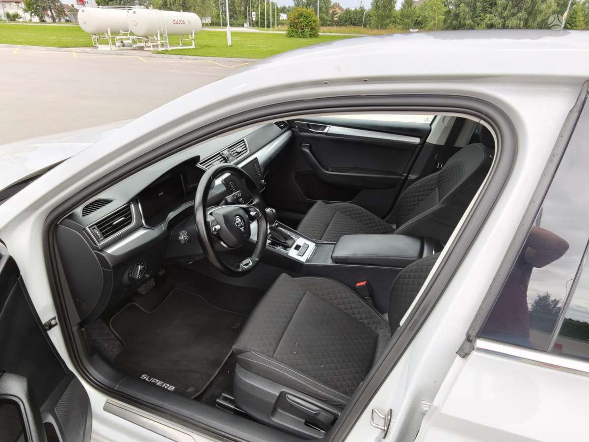Skoda Superb, 2.0 l., Хэтчбек
