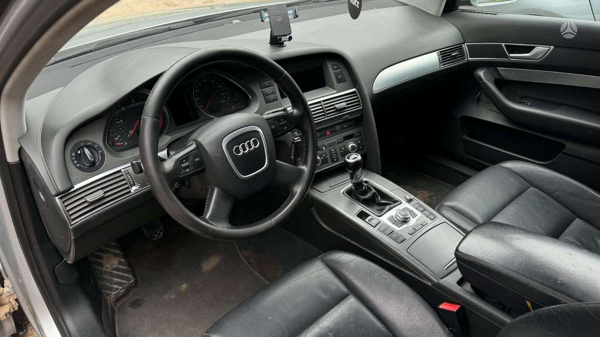 Audi A6, 2.0 l., Седан