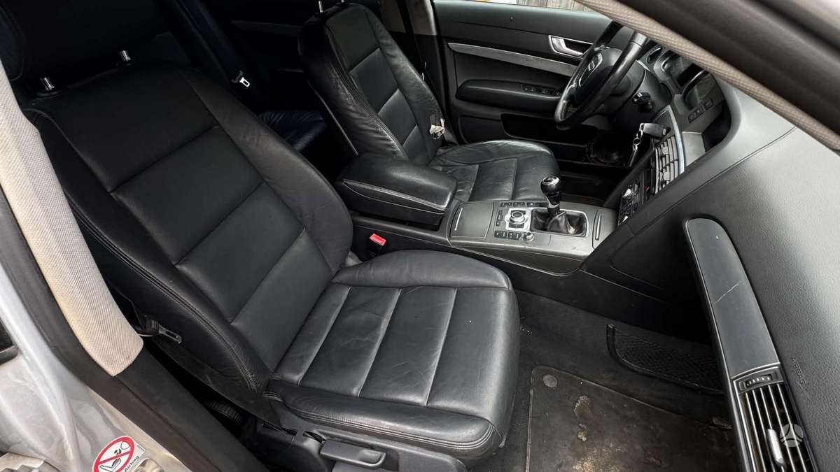 Audi A6, 2.0 l., Седан
