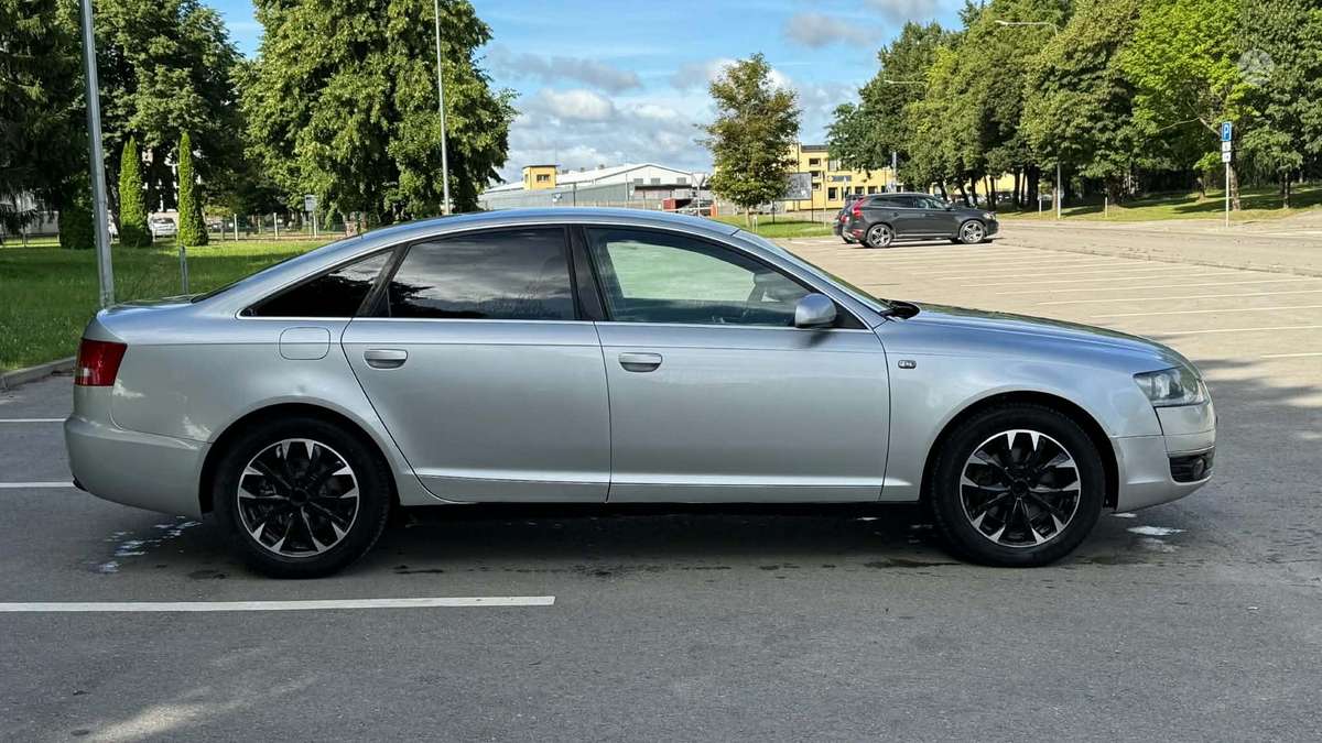 Audi A6, 2.0 l., Седан
