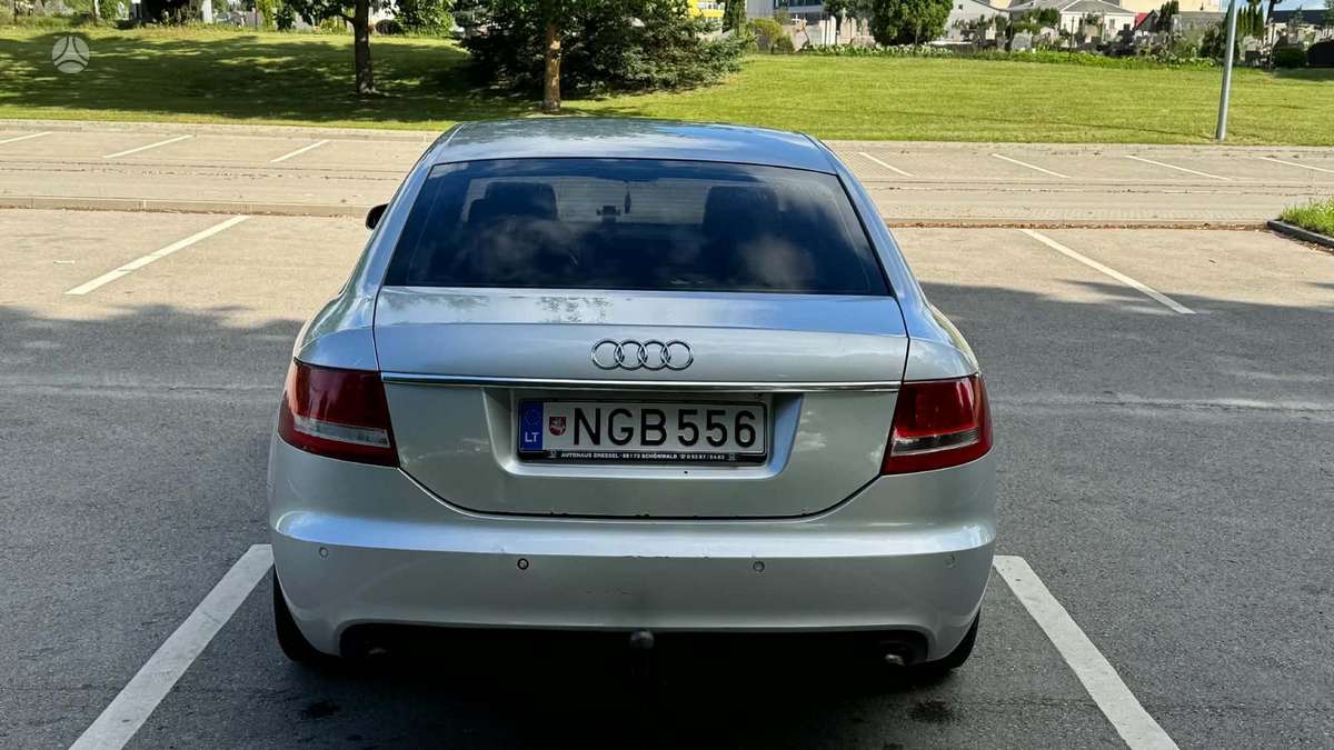 Audi A6, 2.0 l., Седан
