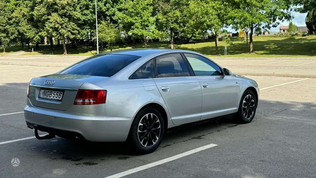 Audi A6, 2.0 l., Седан