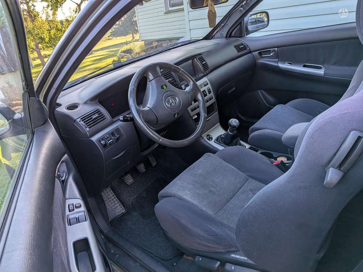 Toyota Corolla, 2.0 l., Хэтчбек