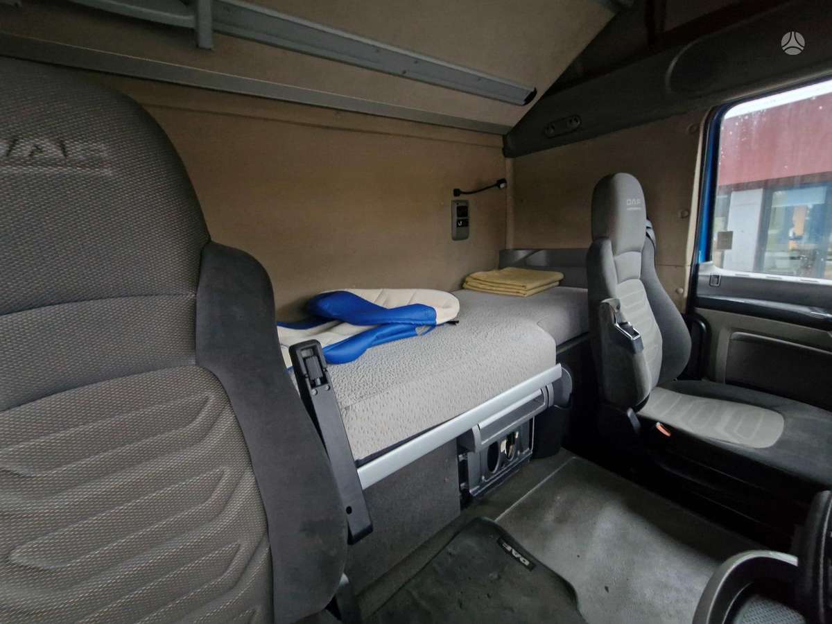 DAF 105.460, 2 спальных места