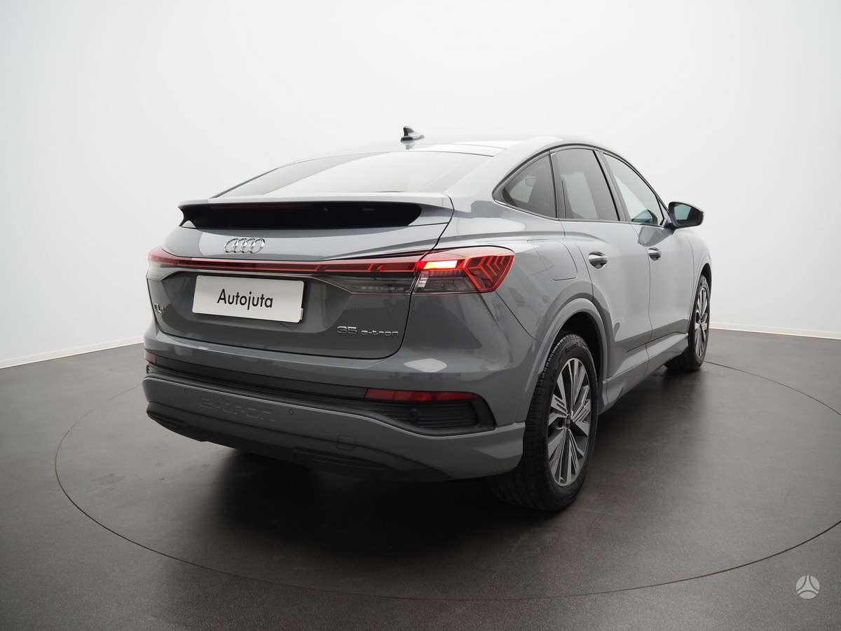 Audi Q4 e-tron, visureigis / krosoveris