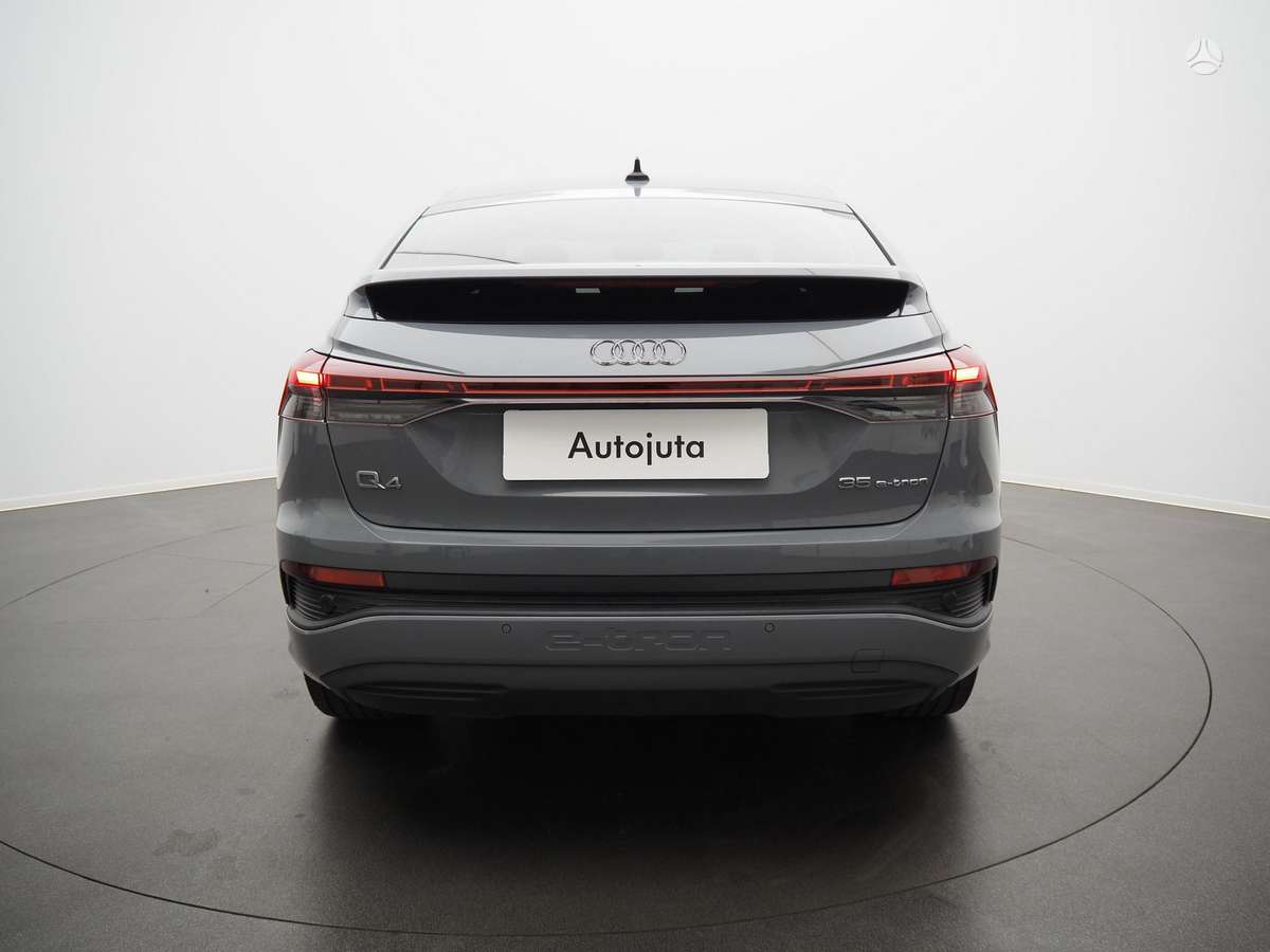 Audi Q4 e-tron, visureigis / krosoveris