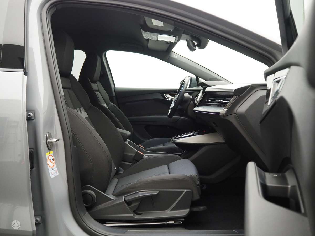 Audi Q4 e-tron, visureigis / krosoveris