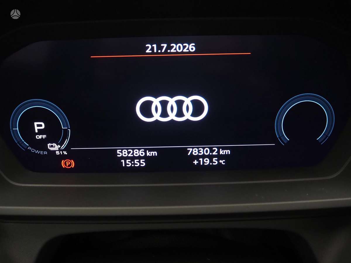 Audi Q4 e-tron, Внедорожник / Кроссовер