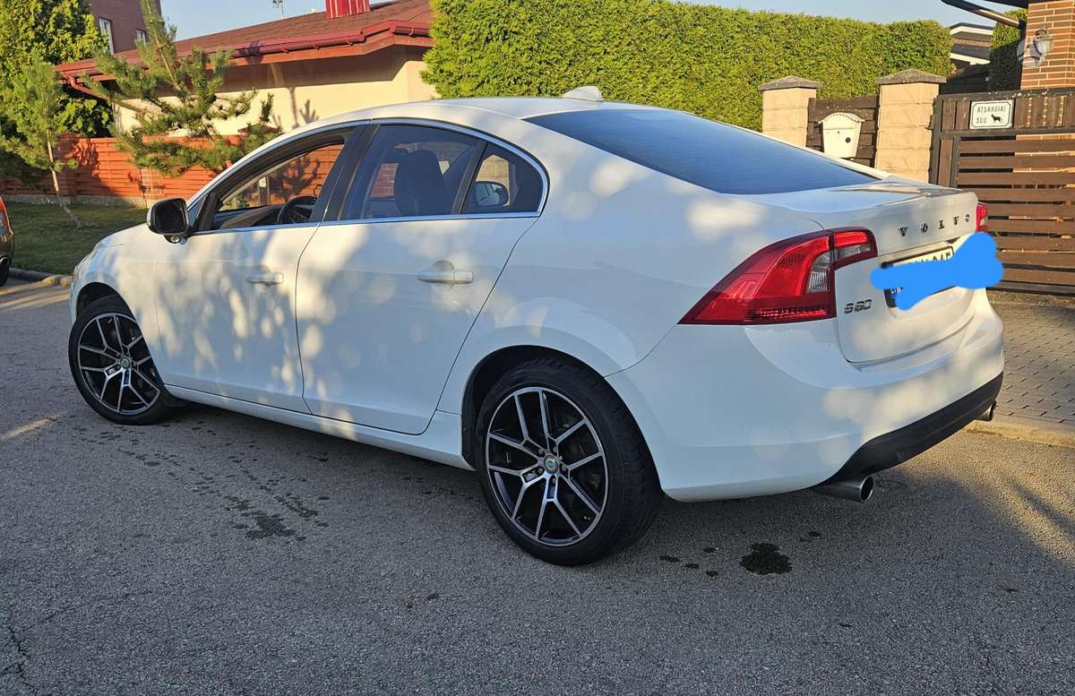 Volvo S60, 2.5 l., Седан