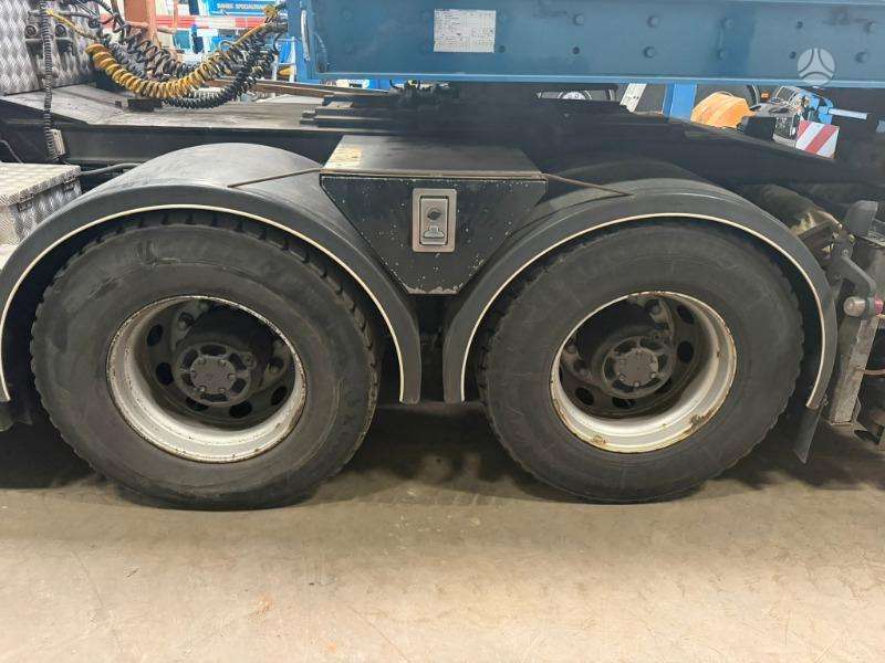 Volvo FH 540 8x4, crane trucks