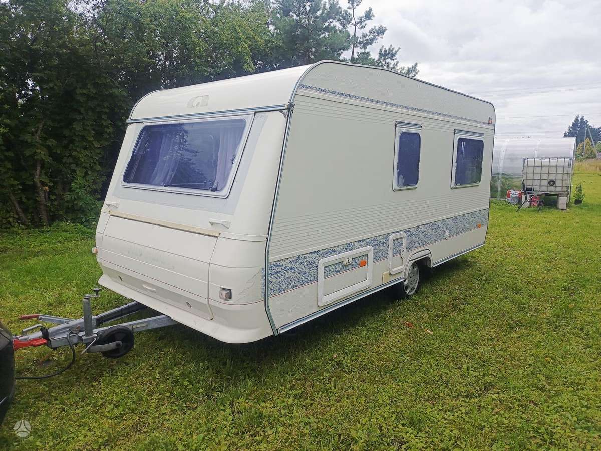 Knaus ADRIA 430, kemperis