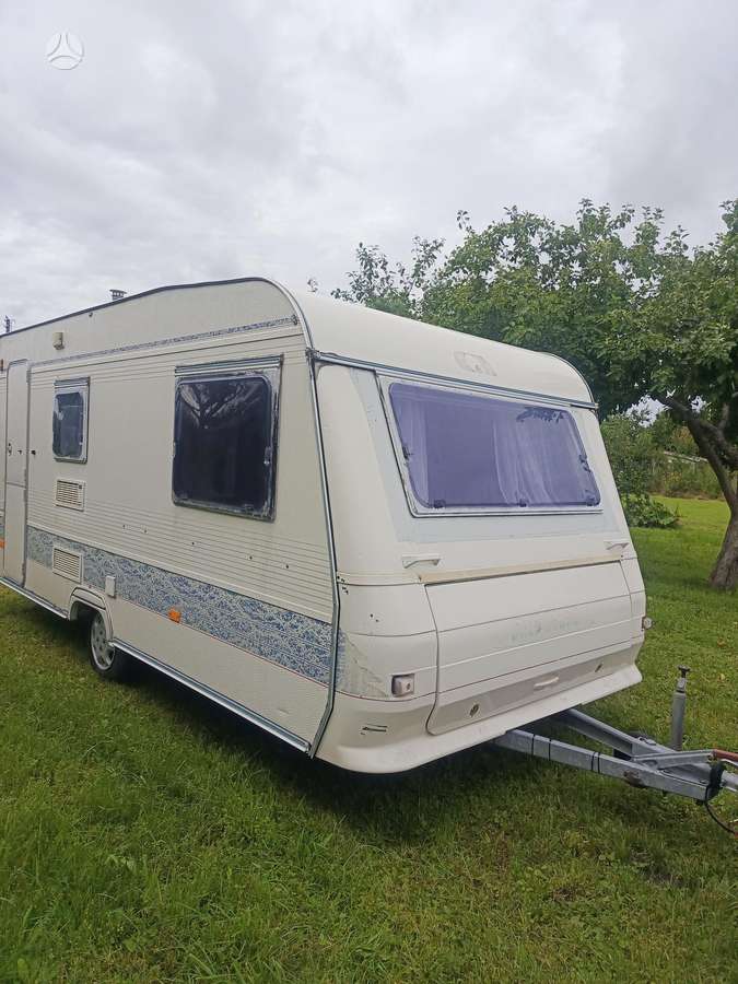 Knaus ADRIA 430, kemperis