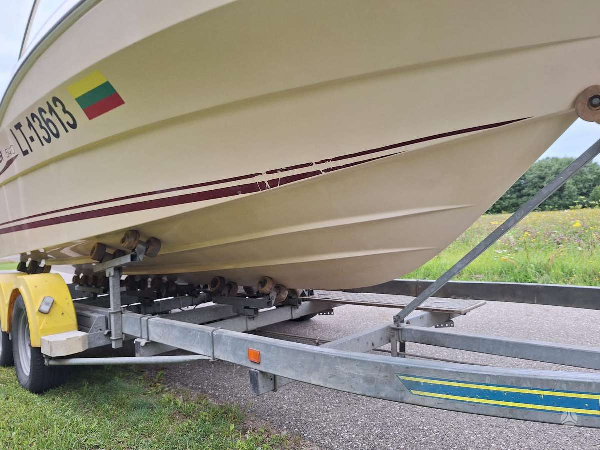 QuickSilver Cruiser 540, yachts / cruisers