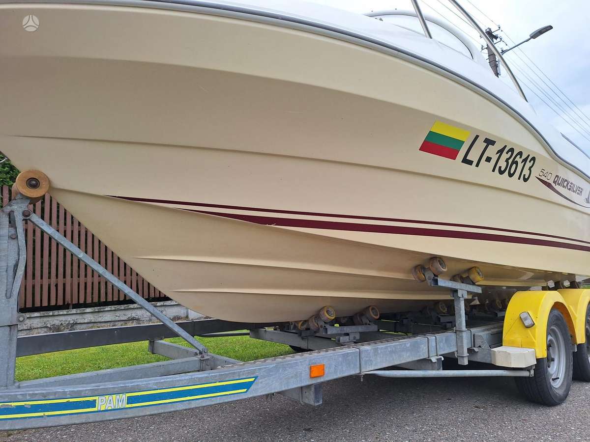 QuickSilver Cruiser 540, yachts / cruisers