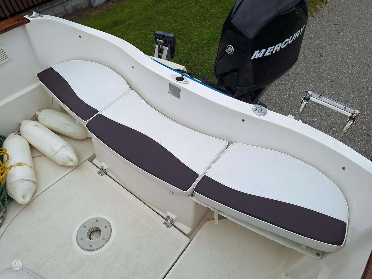 QuickSilver Cruiser 540, yachts / cruisers