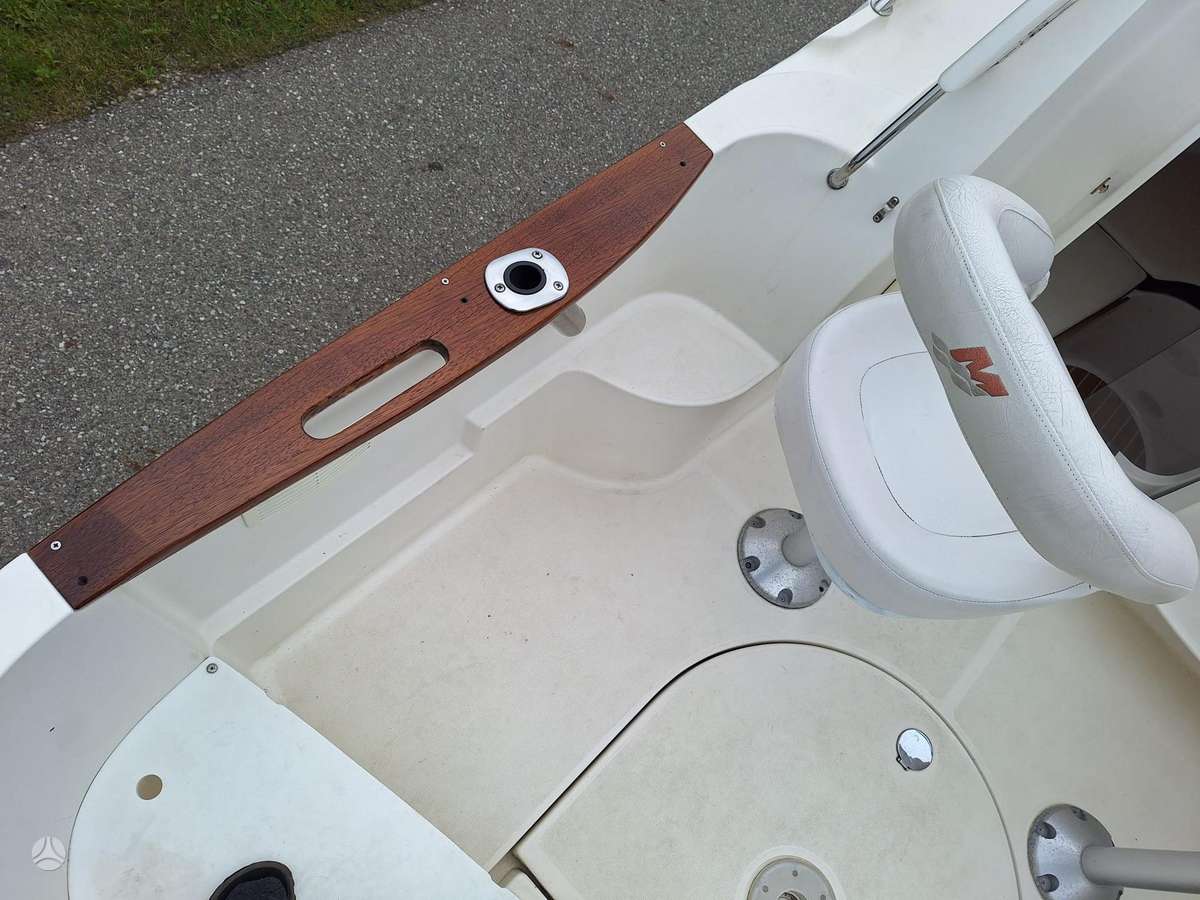 QuickSilver Cruiser 540, yachts / cruisers