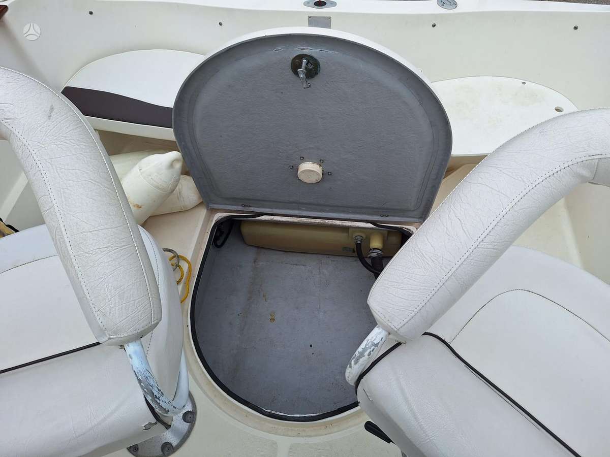 QuickSilver Cruiser 540, yachts / cruisers