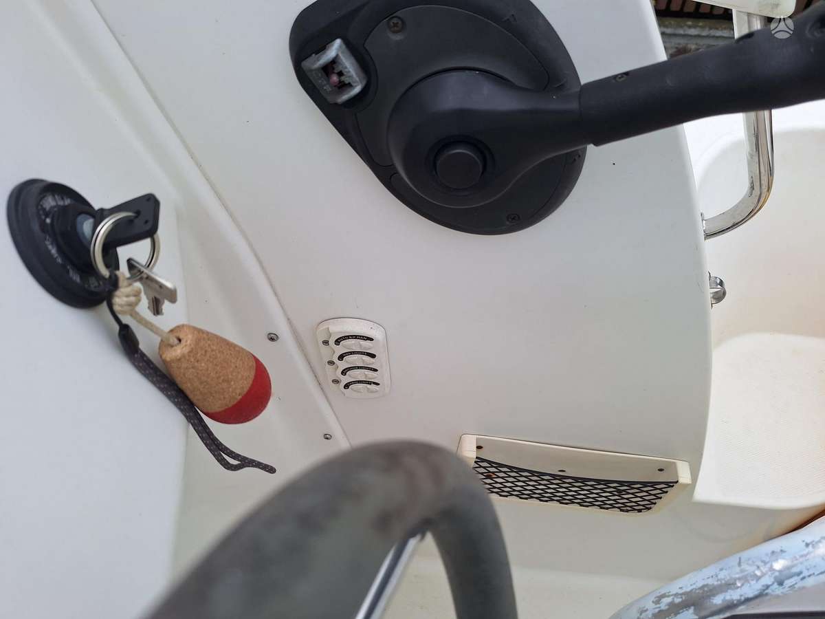 QuickSilver Cruiser 540, яхты / катера