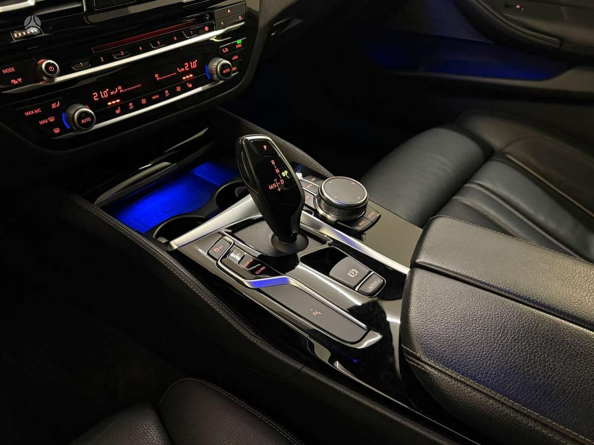 BMW 530, 3.0 l., Седан