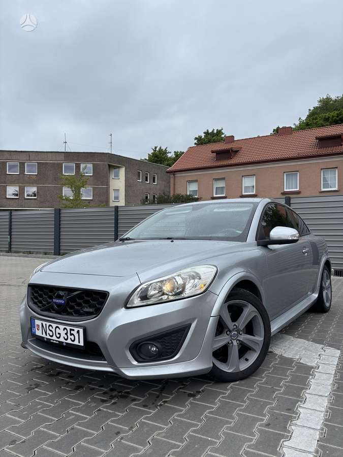 Volvo C30, 1.6 l., hatchback