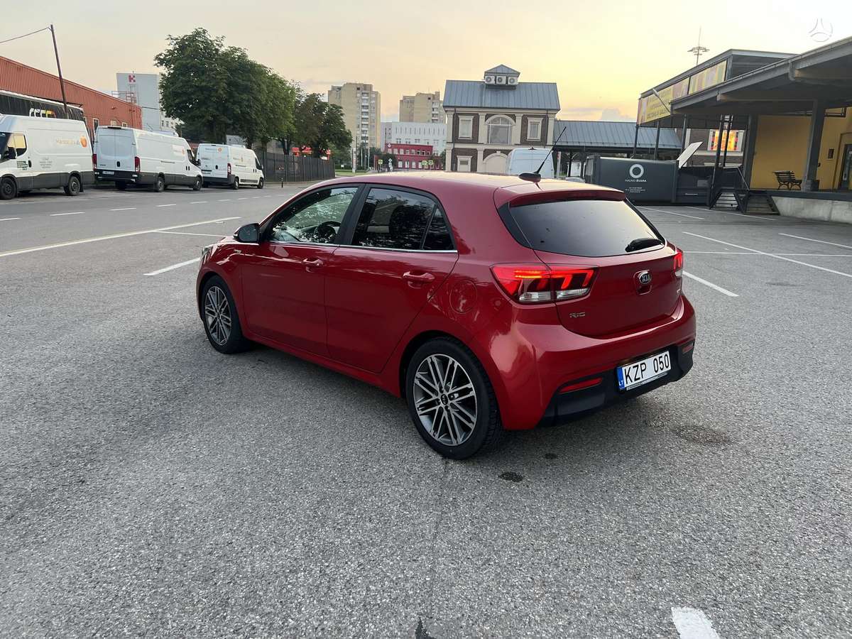 Kia Rio, 1.0 l., hatchback