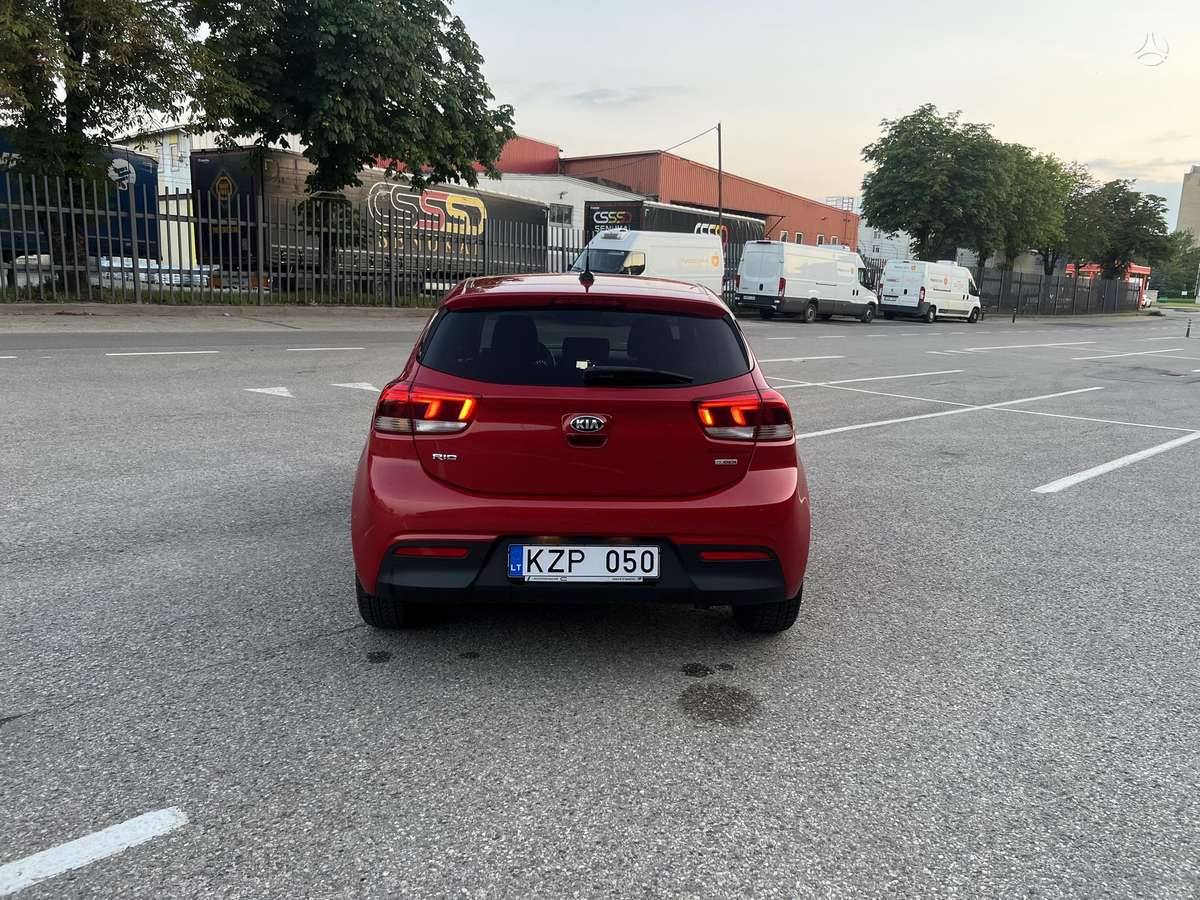 Kia Rio, 1.0 l., Хэтчбек