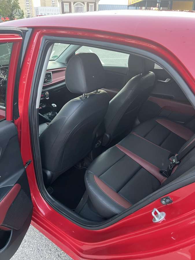 Kia Rio, 1.0 l., Хэтчбек