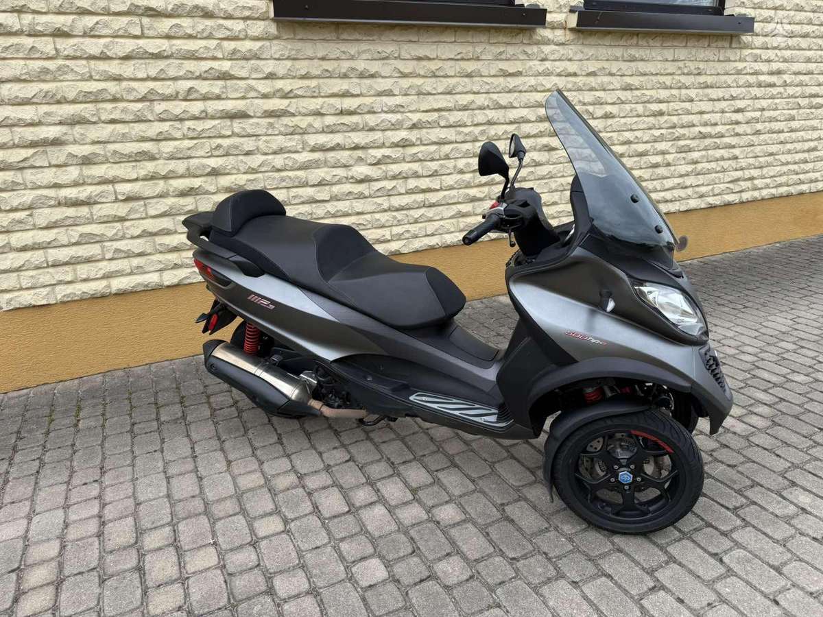 Piaggio MP3 493cc, трициклы
