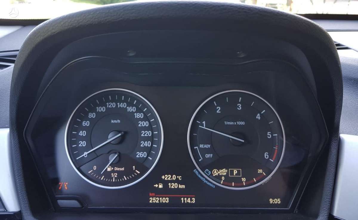 BMW X1, 2.0 l., off-road / crossover