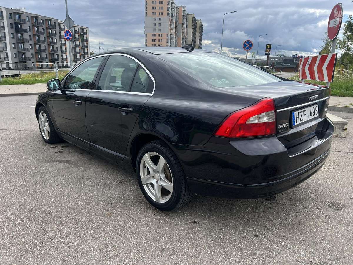 Volvo S80, 2.4 l., Седан