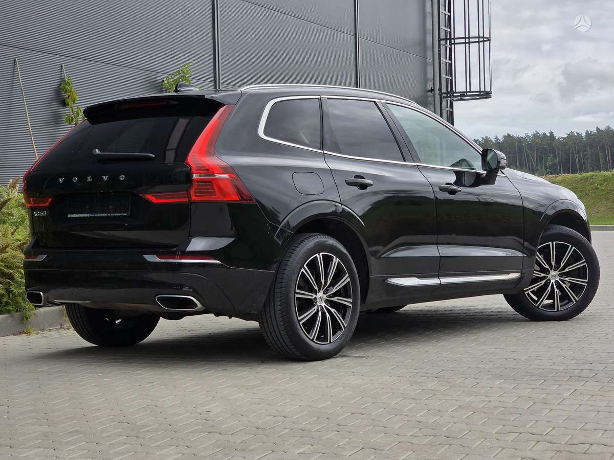 Volvo XC60, 2.0 l., off-road / crossover