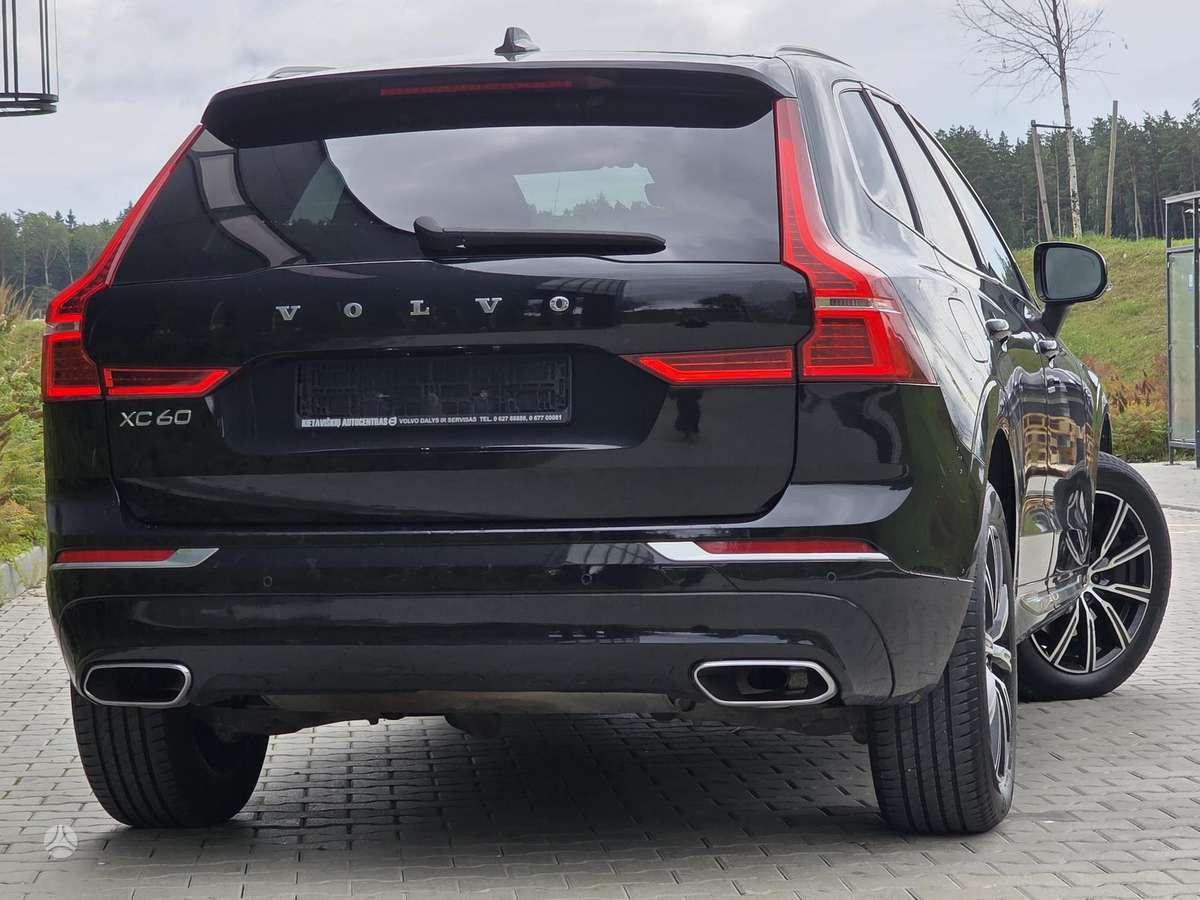 Volvo XC60, 2.0 l., off-road / crossover