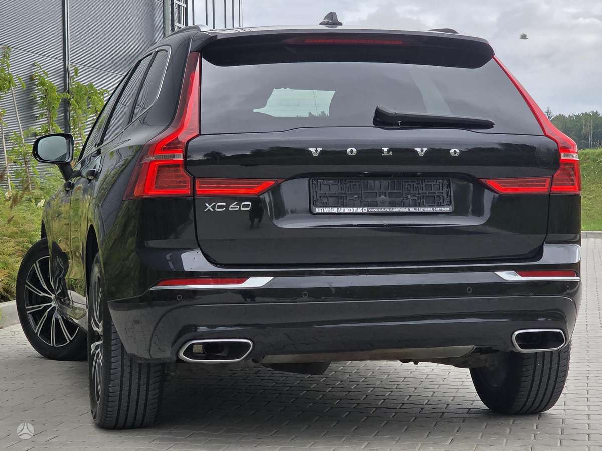 Volvo XC60, 2.0 l., off-road / crossover